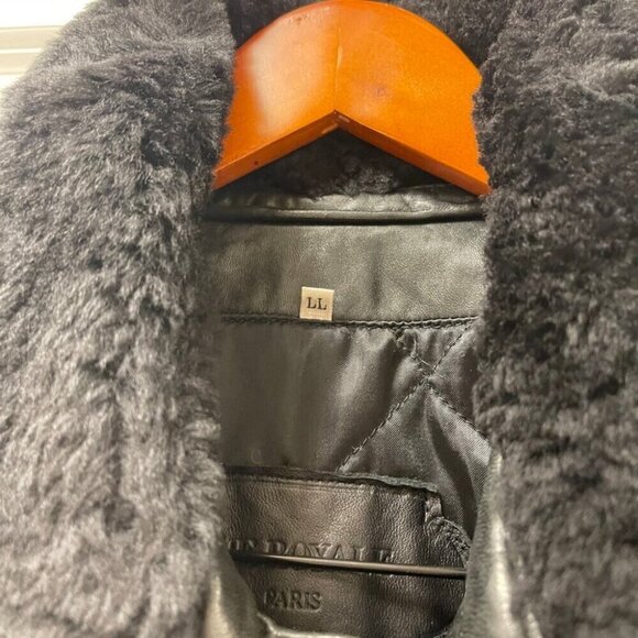 Vintage 1980s Rue Royale Leather Jacket w/ Fleece Collar – L - Picture 4 of 14